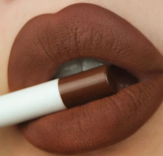 Experience Luxurious Lips with Our High Pigmented Long Lasting Matte Creamy Lip Liner in Mocha #10